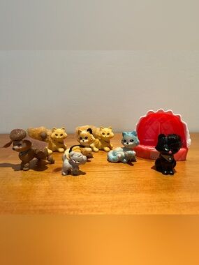 Vintage 90s Littlest Pet Shop Cat & Dog Lot Kenner